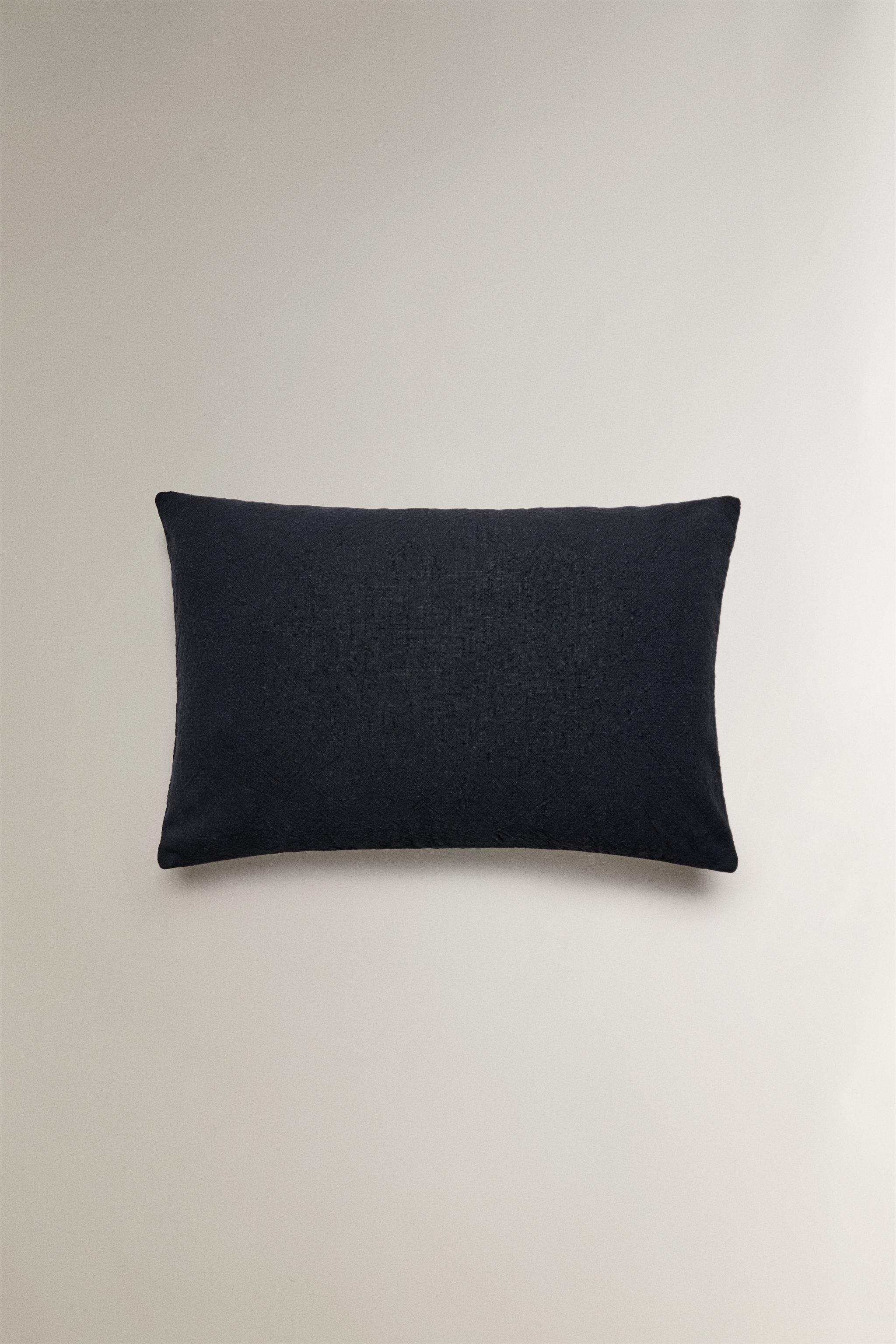 GATHERED QUILT THROW PILLOW COVER